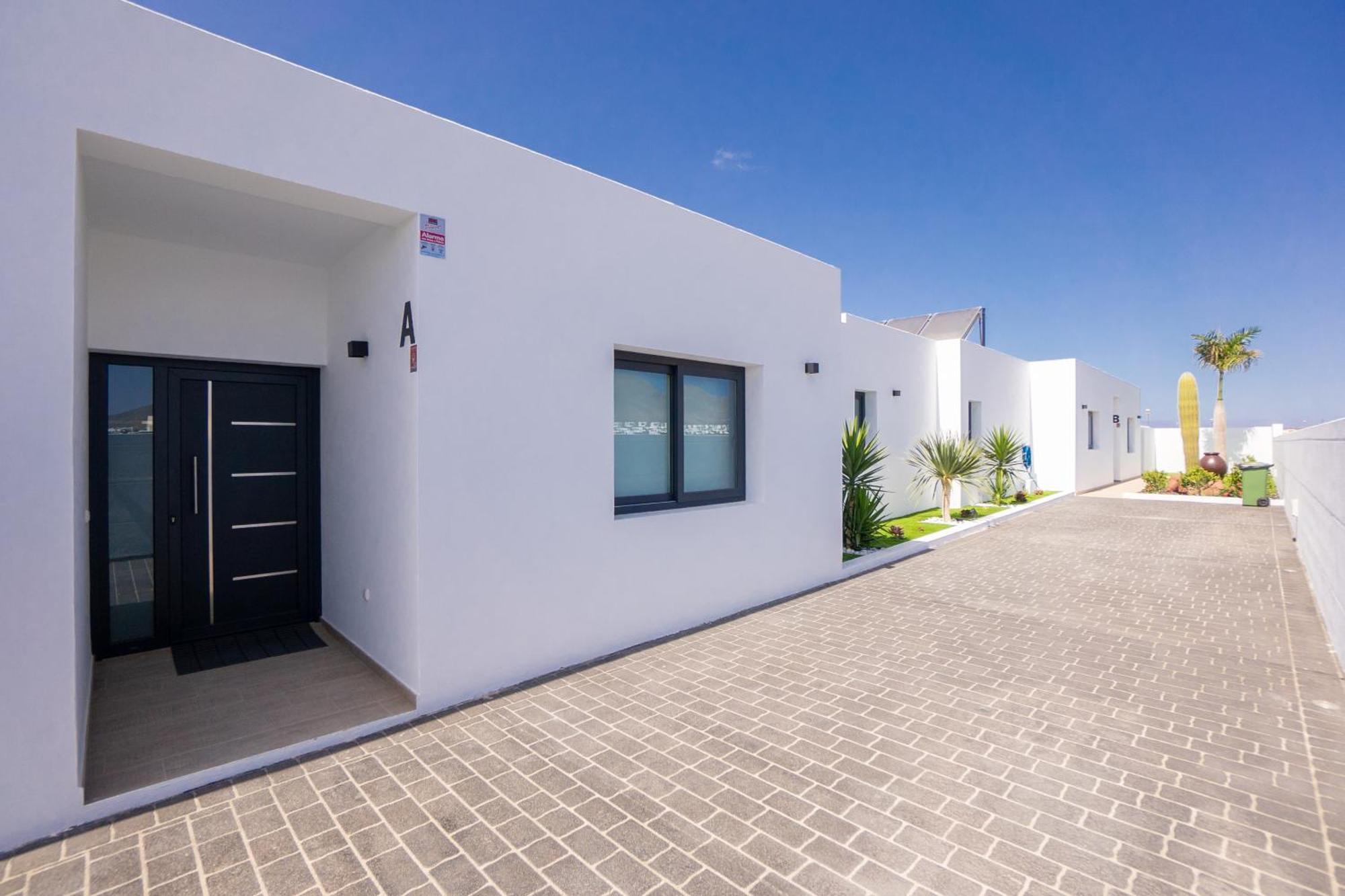 Sea Breeze Villas Lapa And Claca Коста Бланка Экстерьер фото